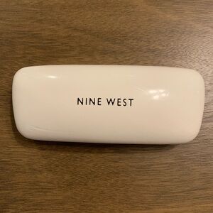 Nine West Cream Eyeglass Case EUC